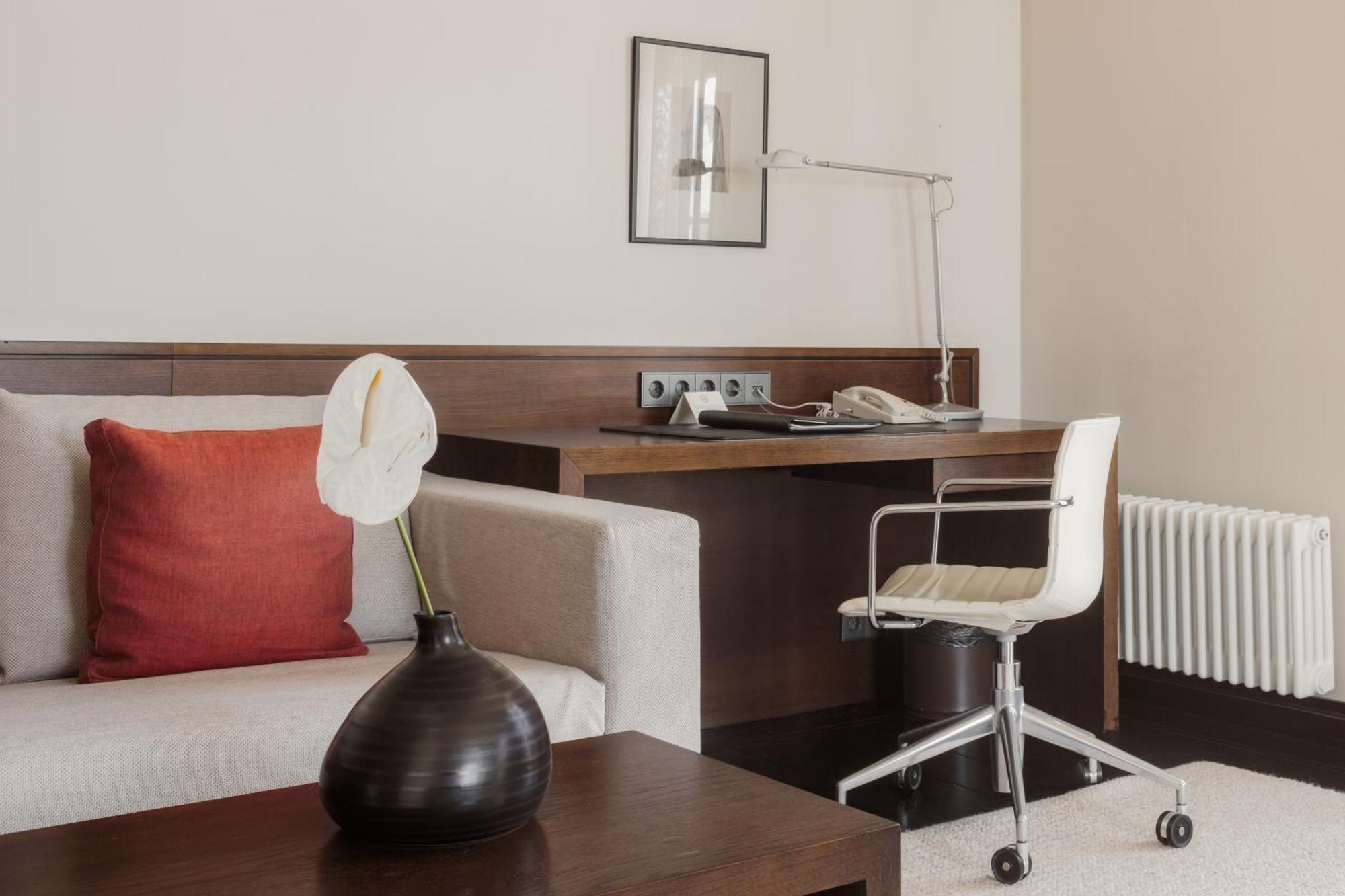 Hotel Bergs Suites Riga Ngoại thất bức ảnh