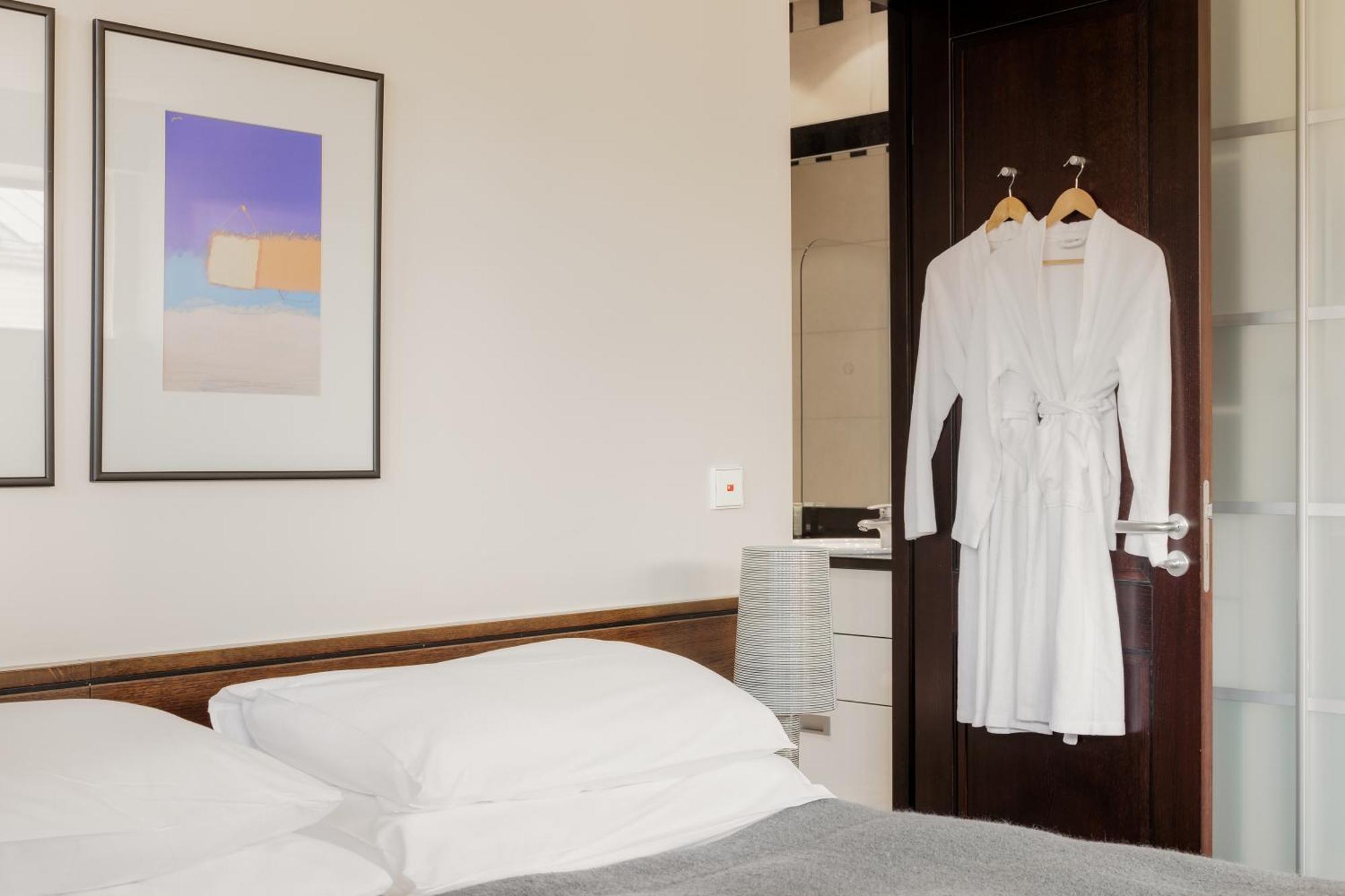 Hotel Bergs Suites Riga Ngoại thất bức ảnh