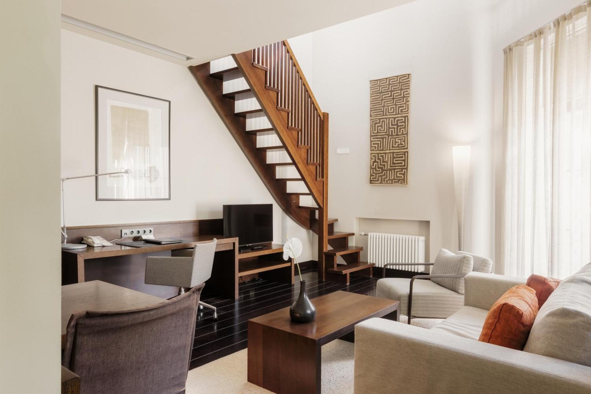 Hotel Bergs Suites Riga Ngoại thất bức ảnh